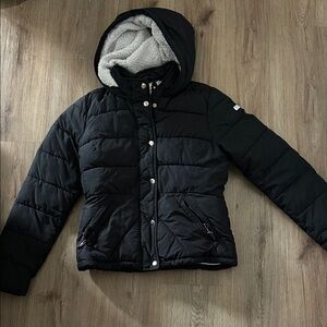 Hollister Black Puffer Jacket with Sherpa Lining